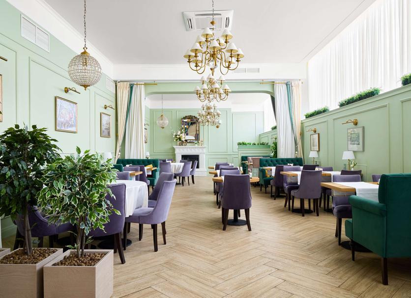 Restaurant Photo