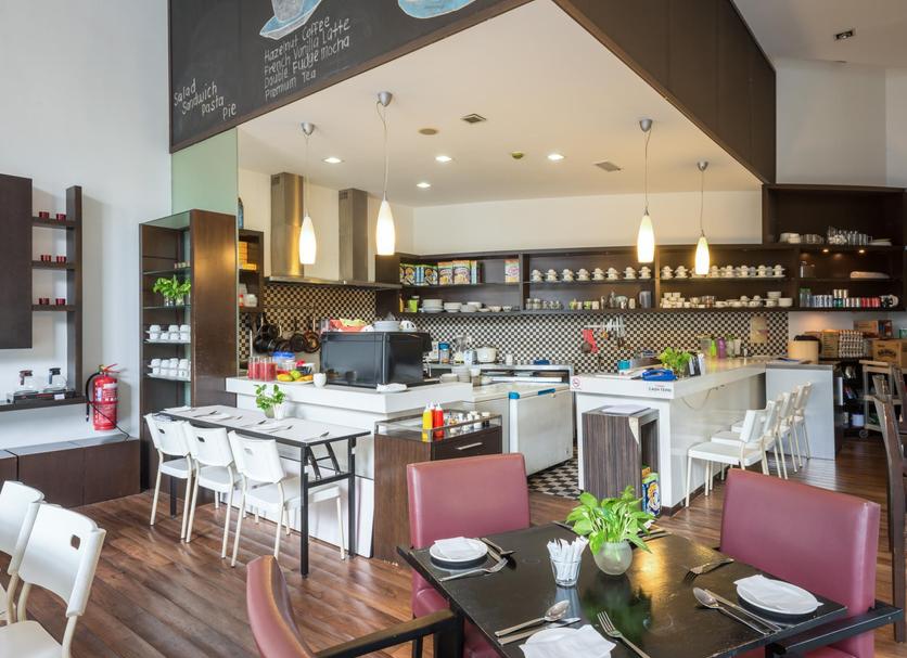 Restaurant Photo