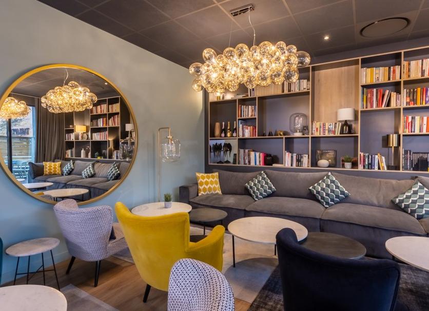 Lounge Photo