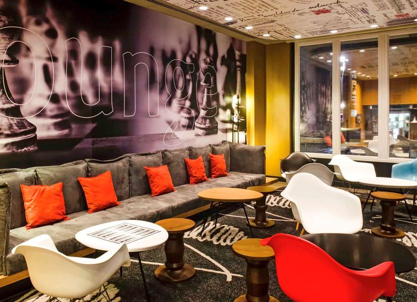 Lounge Photo