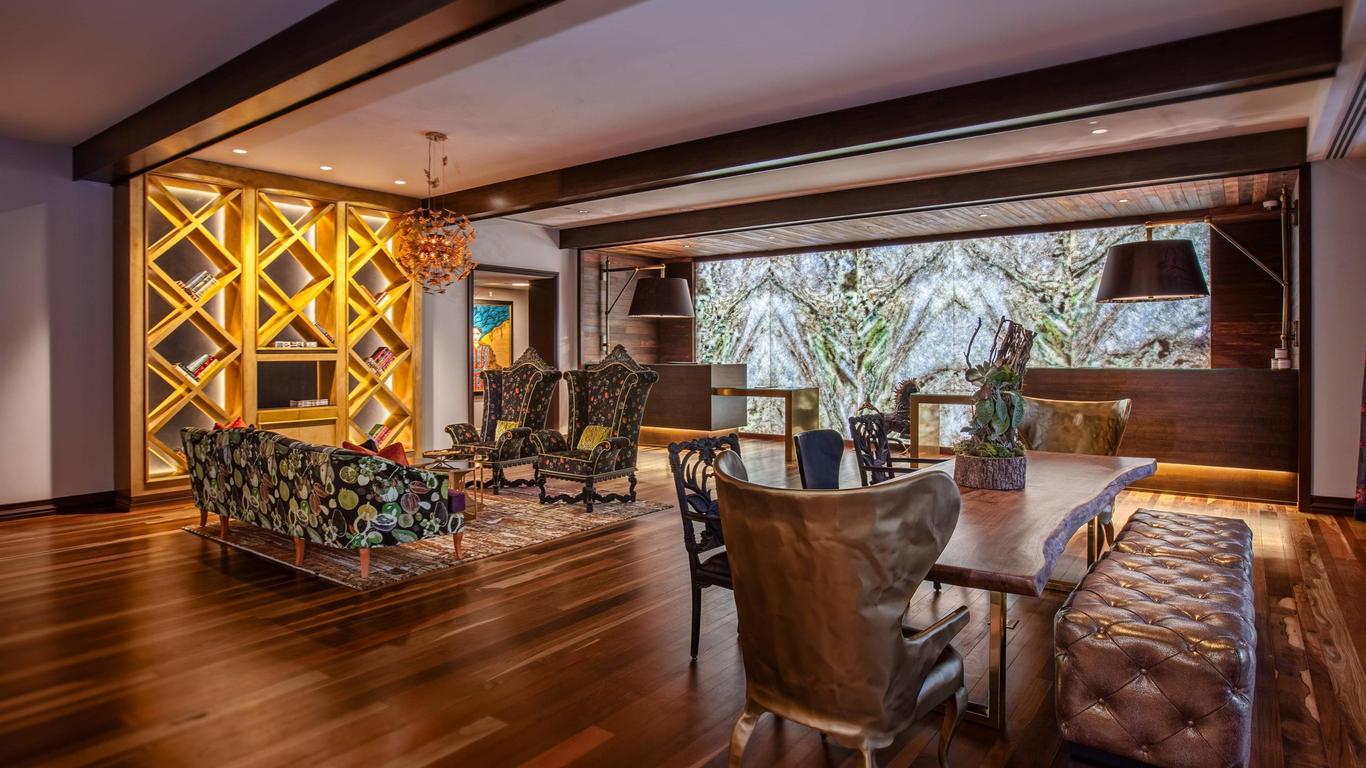 Grand Bohemian Hotel Mountain Brook Autograph Collection
