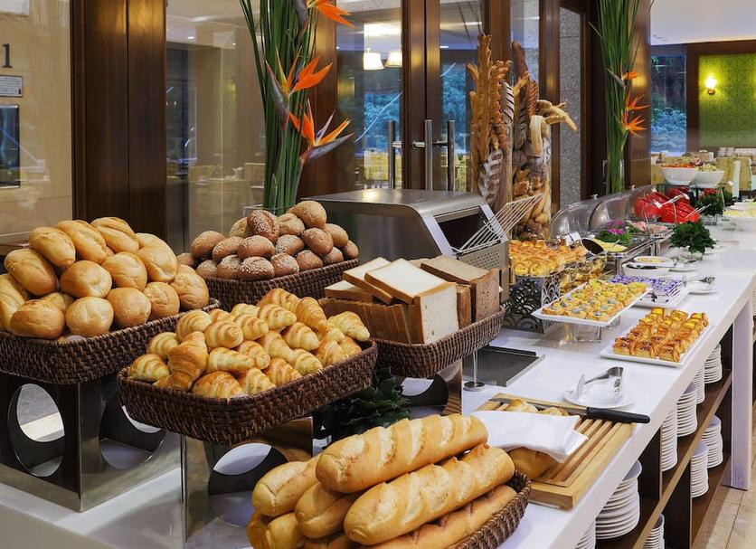 Buffet Photo