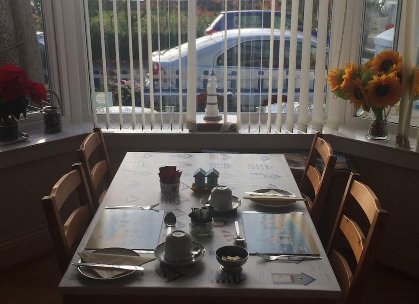 Dining room Photo