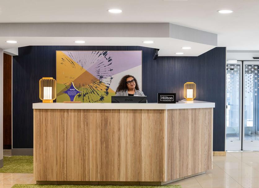 Front desk Photo