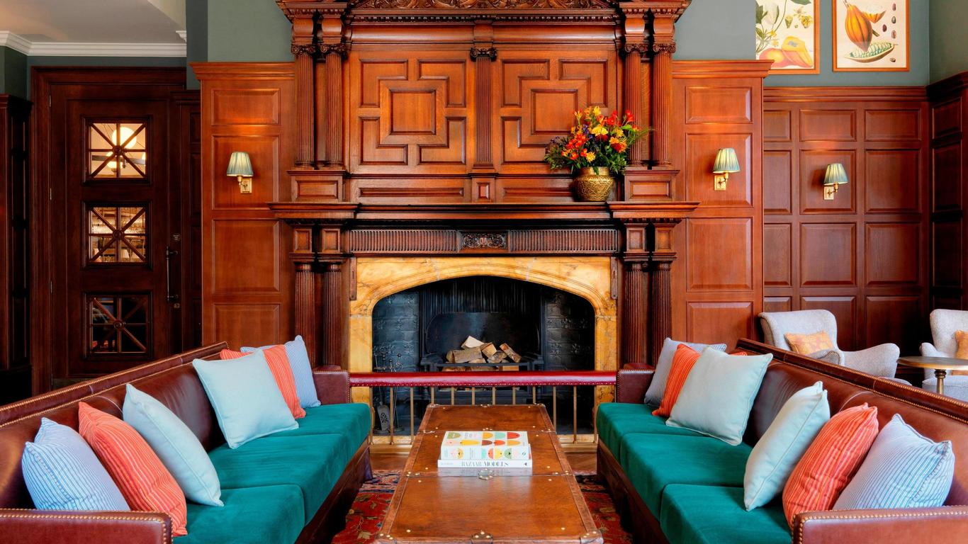 University Arms, Autograph Collection