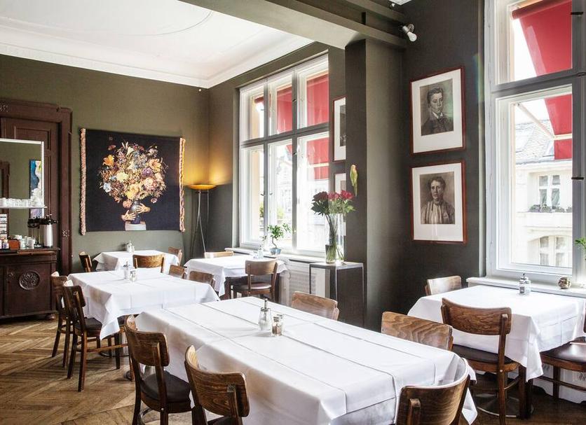 Restaurant Photo