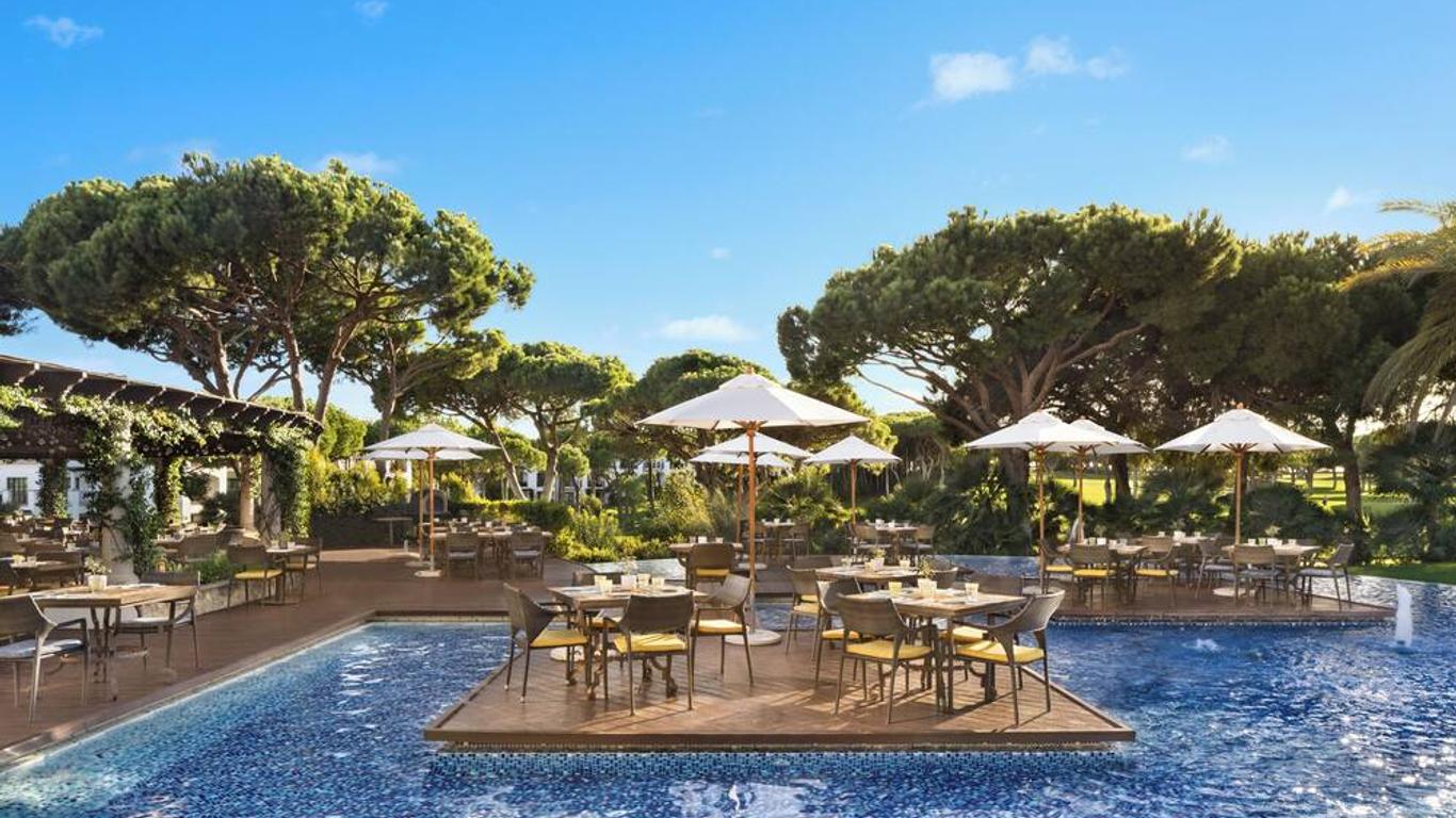 Pine Cliffs Village & Golf Suites