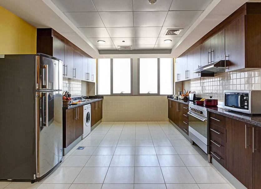 Kitchen Photo