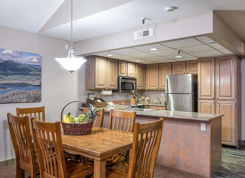 Kitchen Photo