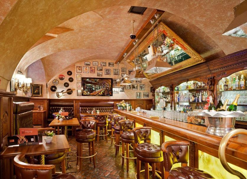 Bar Photo