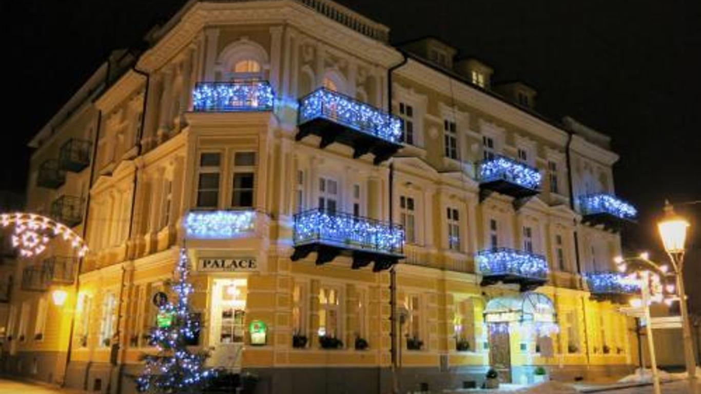 Lazensky dum Palace