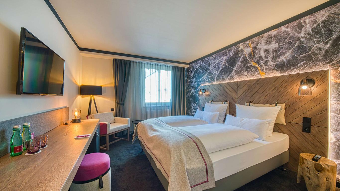 FourSide Hotel Salzburg, Trademark Collection by Wyndham