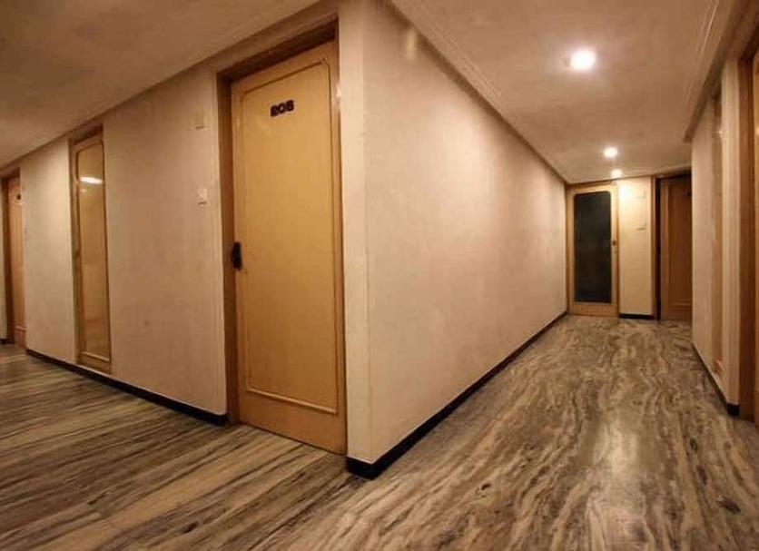 Hallway Photo