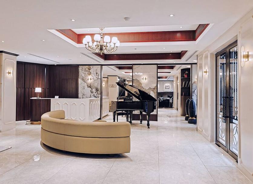 Lobby Photo