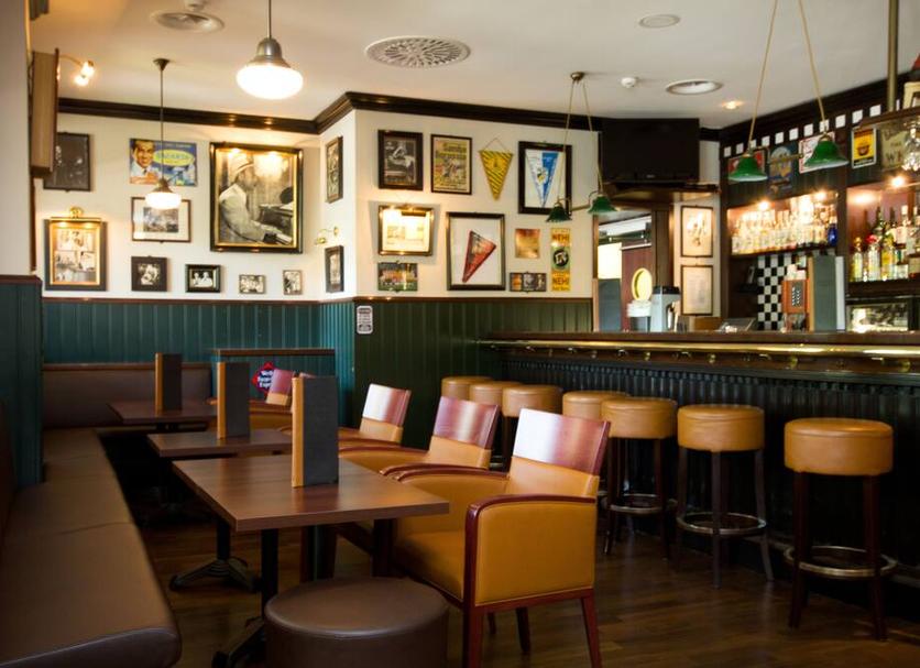Bar Photo