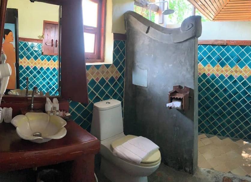 Bathroom Photo