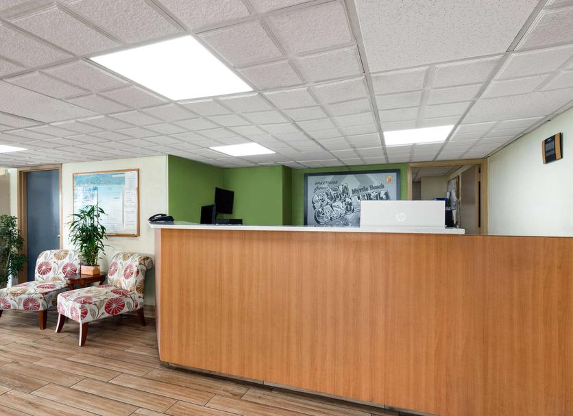 Front desk Photo