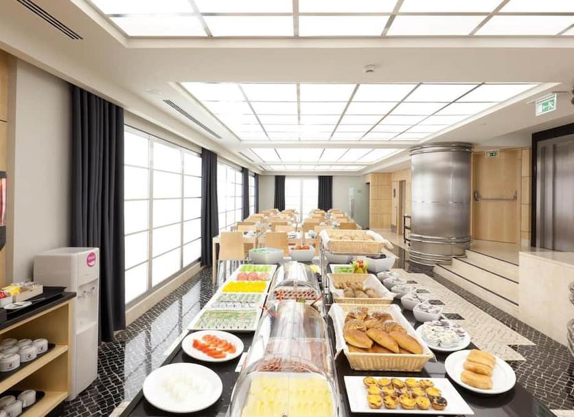 Buffet Photo