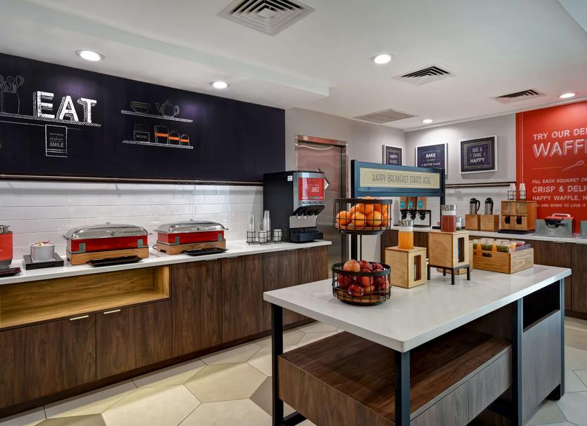 Buffet Photo