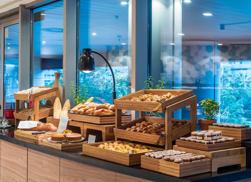 Buffet Photo