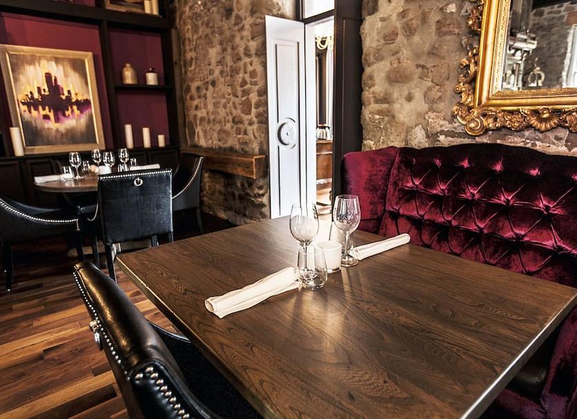 Restaurant Photo