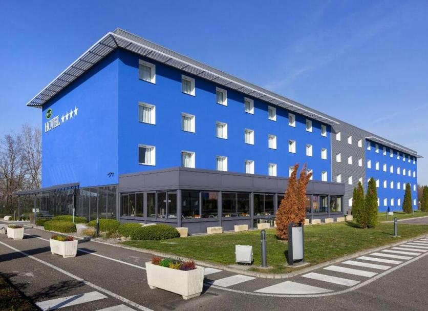 Building Photo