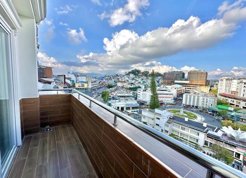 Balcony Photo
