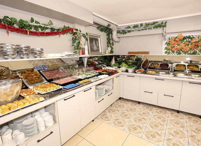 Buffet Photo