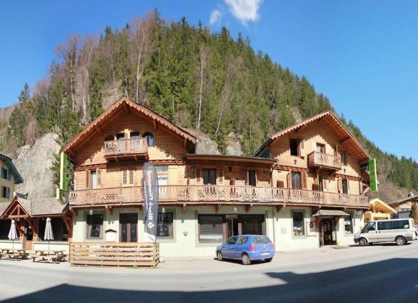 Building Photo