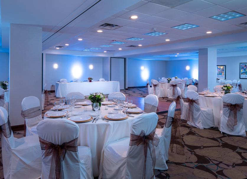 Banquet hall Photo