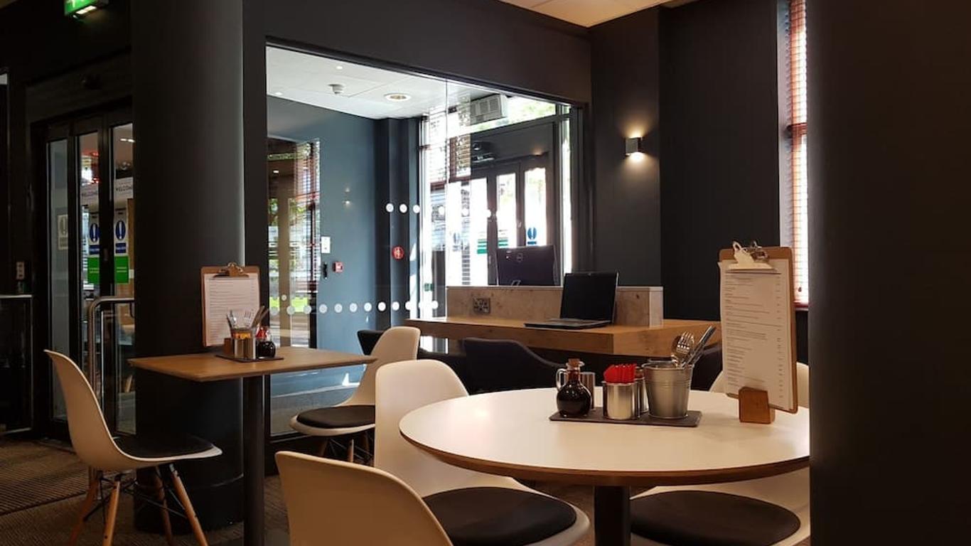 ibis Sheffield City
