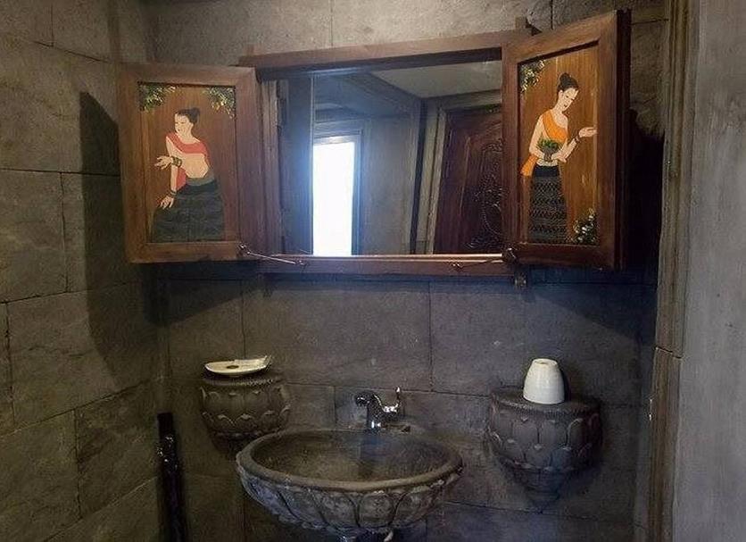 Bathroom Photo