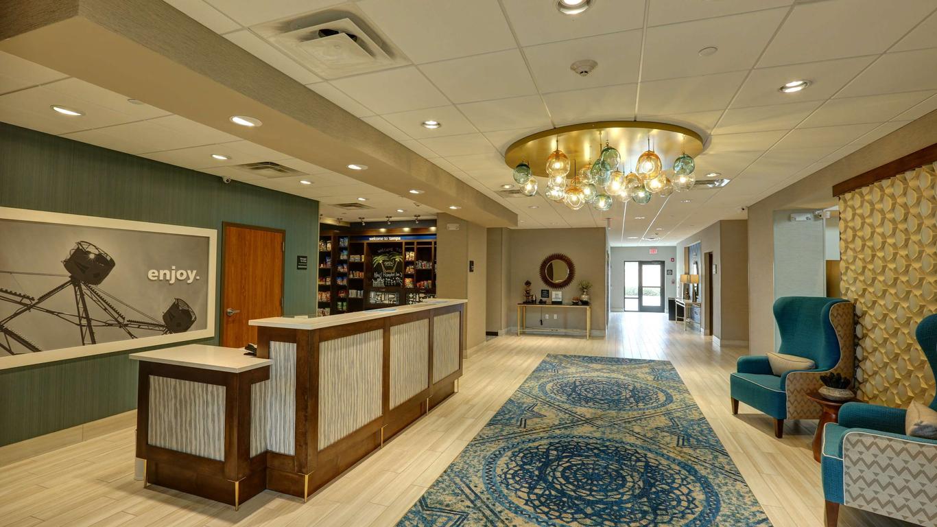 Hampton Inn and Suites by Hilton Tampa Busch Gardens Area