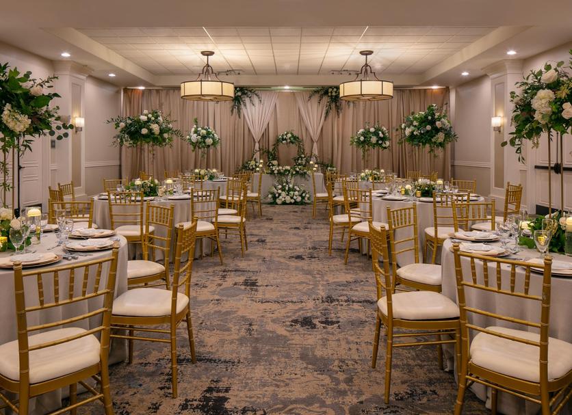 Banquet hall Photo