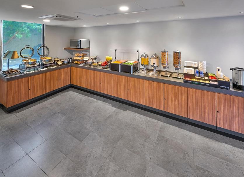 Buffet Photo