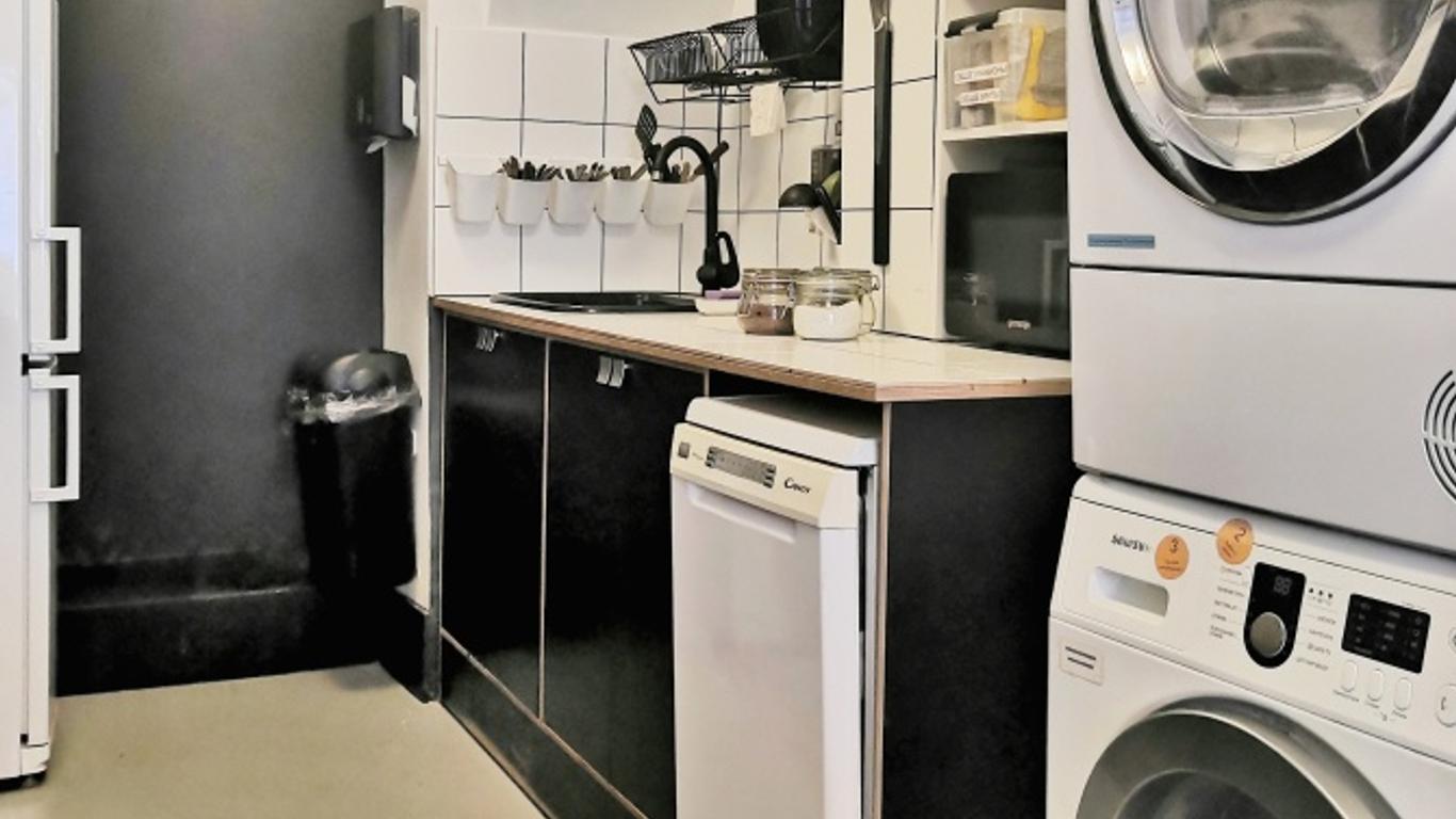 Kino Hostel on Pushkinskaya