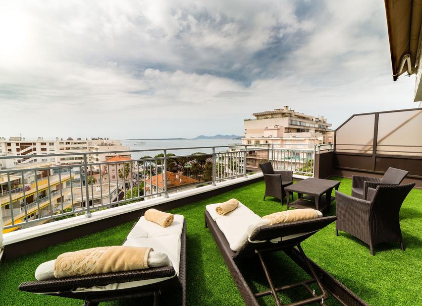 Balcony Photo