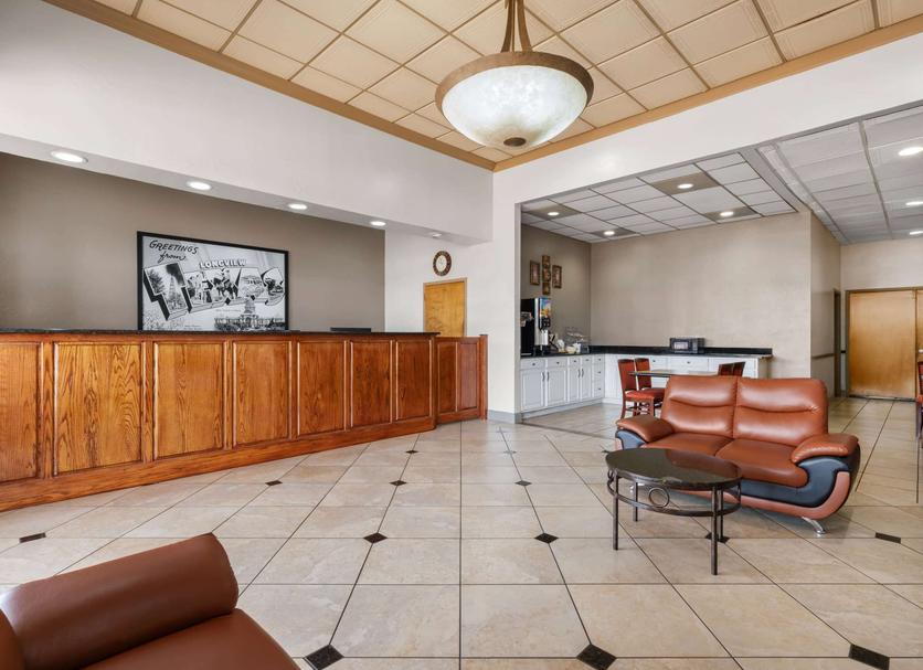 Front desk Photo