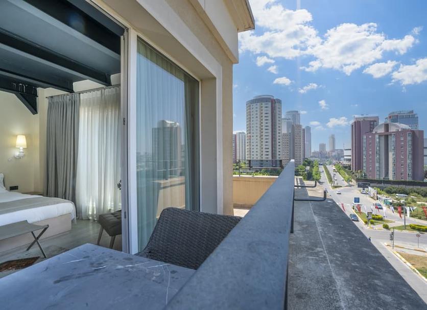 Balcony Photo