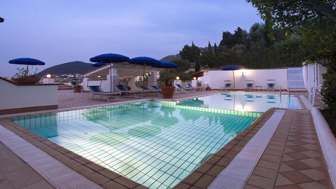 Hotel Villa D'Orta