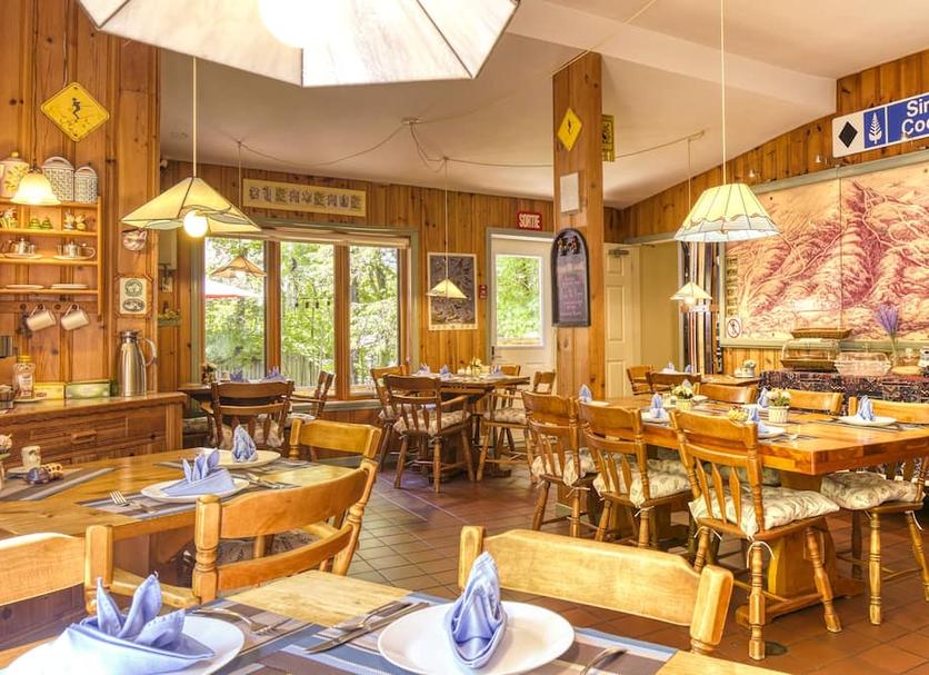 Restaurant Photo