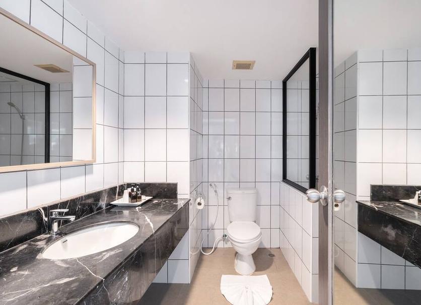Bathroom Photo