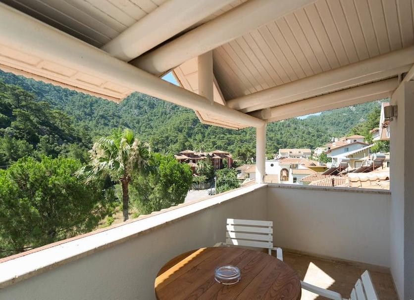 Balcony Photo