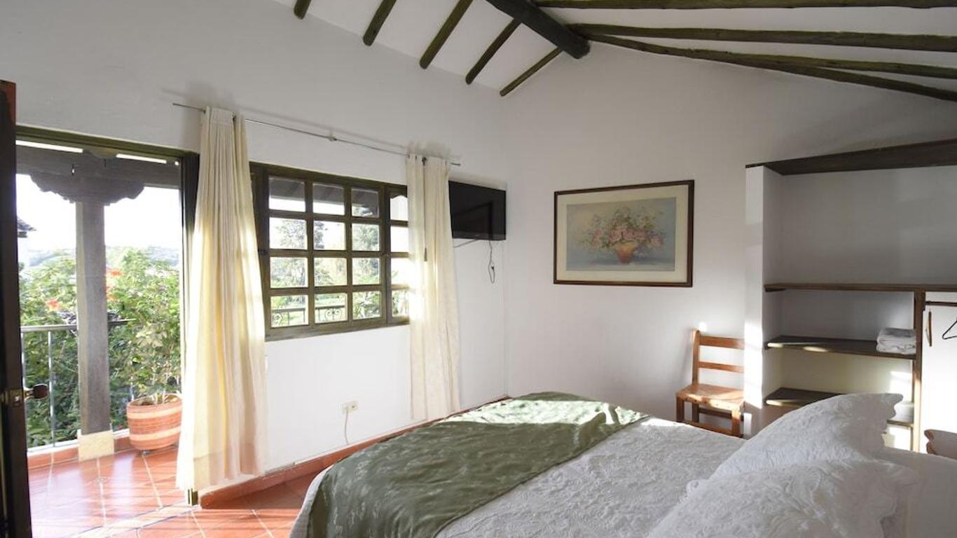 Hotel La Corada