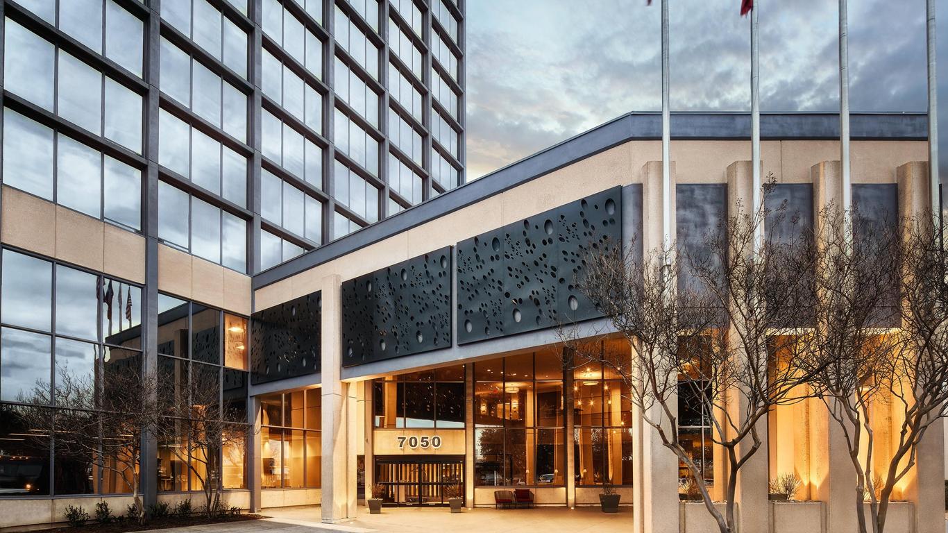Crowne Plaza Dallas Market Ctr - Love Field By IHG