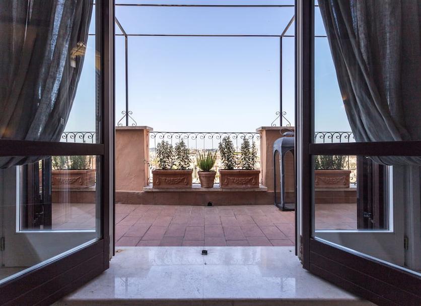 Balcony Photo