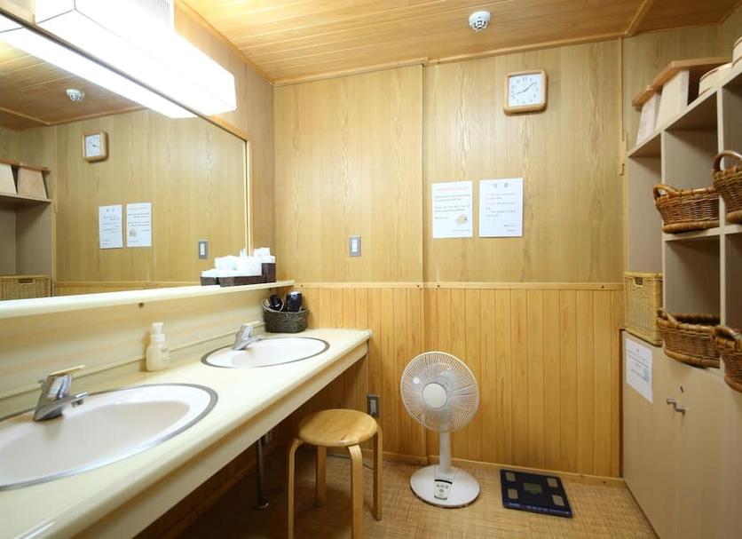 Bathroom Photo