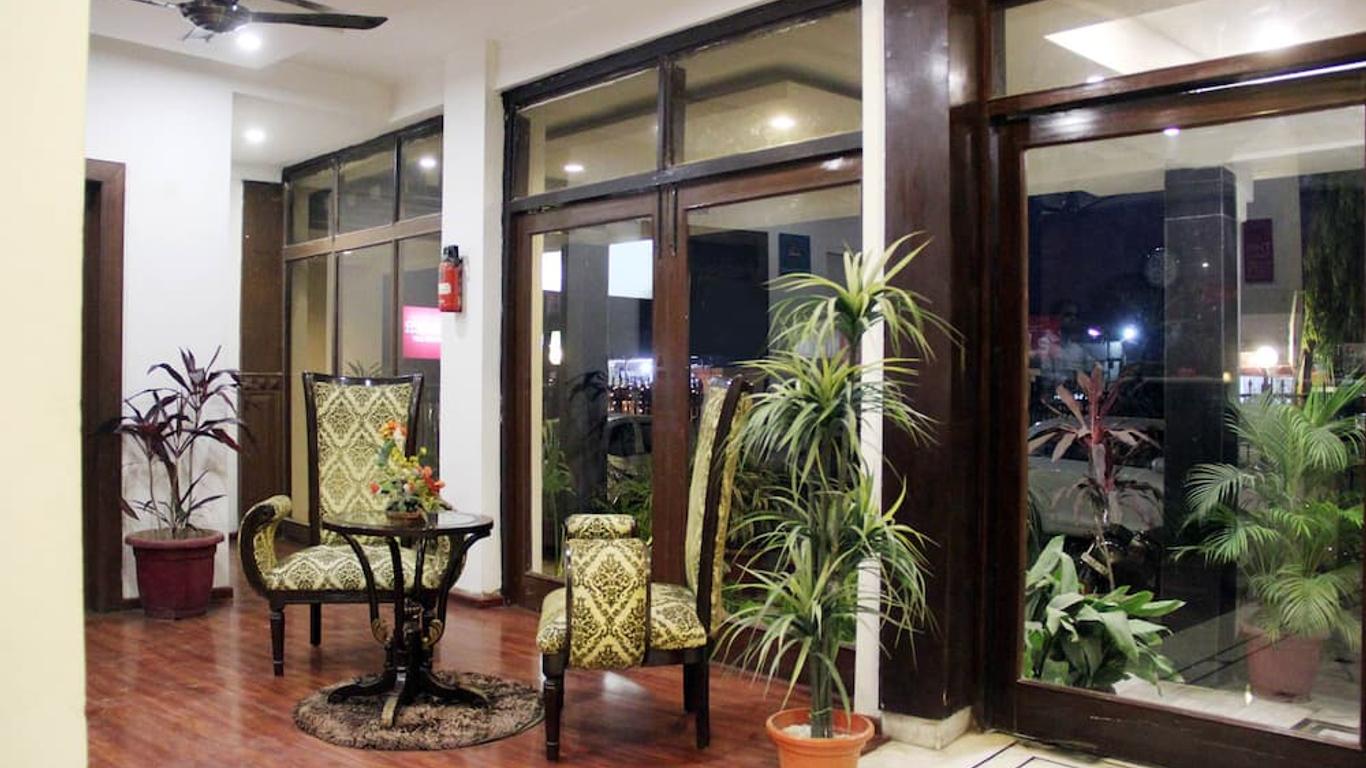 Hotel Kamla Palace
