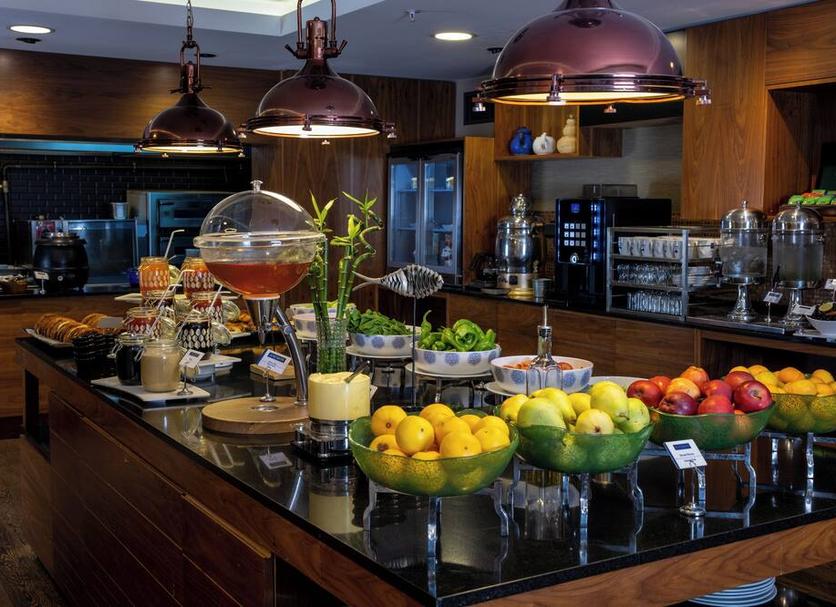 Buffet Photo