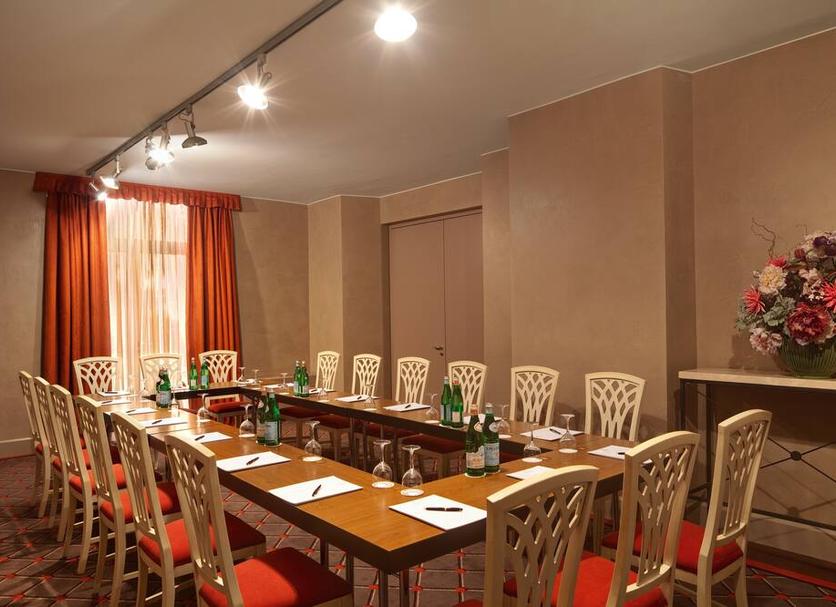 Conference room Photo